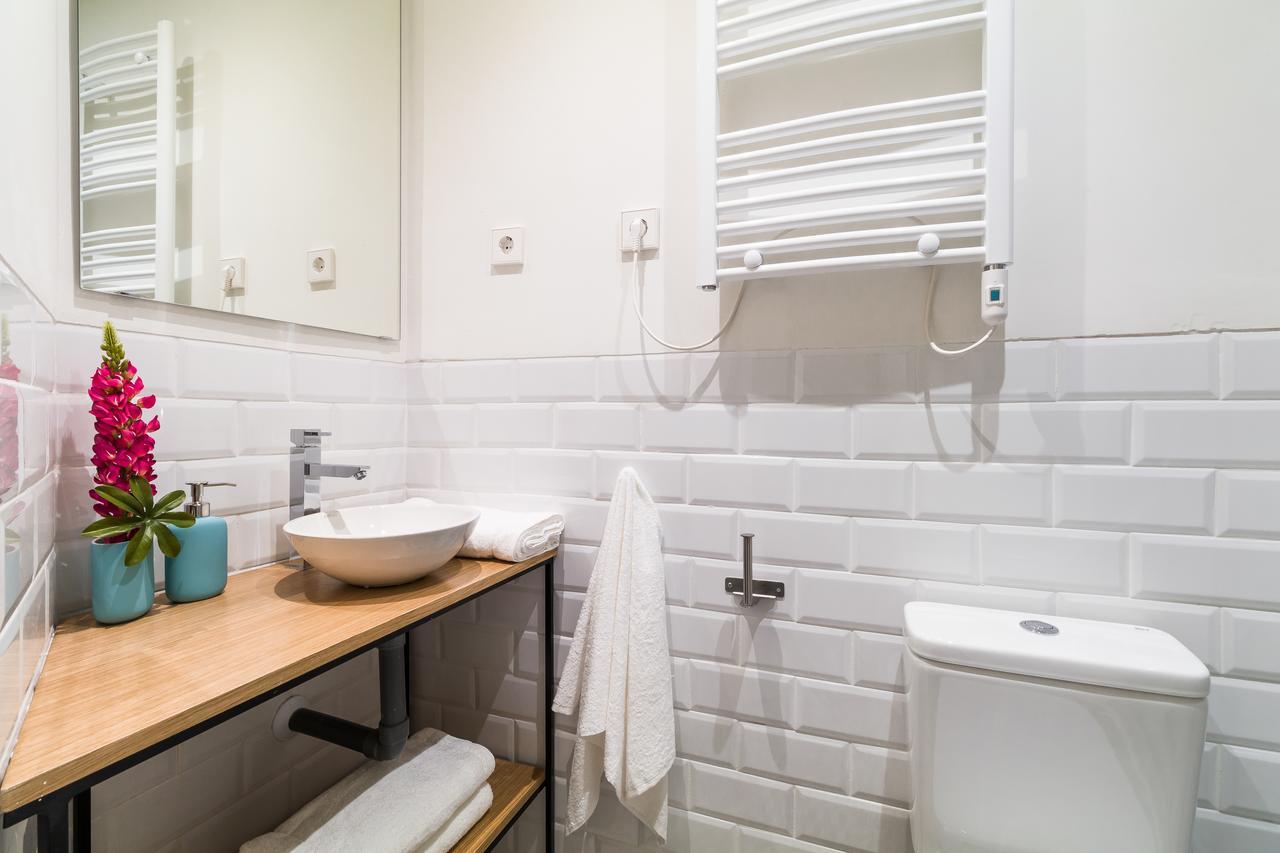 Pyr Select La Latina II Apartment Madrid Ngoại thất bức ảnh